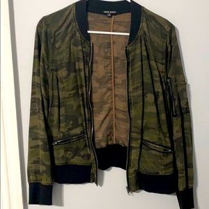 Camo bomber